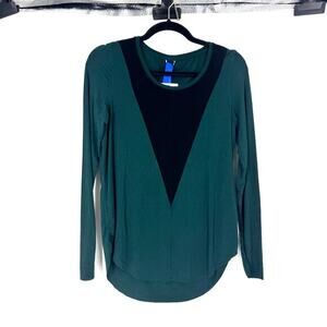 Kit & Ace‎ Green Long Sleeve Top